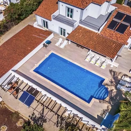Villa Novo Amanha *
